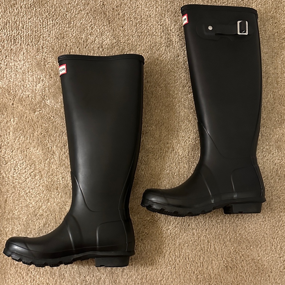Hunter Original Tall Rain Boots in Matte Black Size 5 - Picture 6 of 7